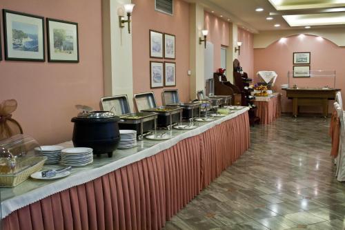 Hotel Holidays