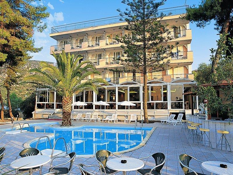 Hotel Holidays 4*